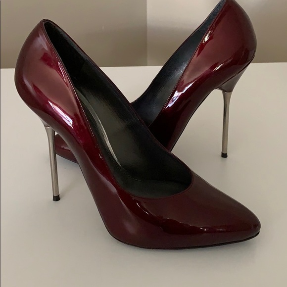 Stuart Weitzman Stilettos size 9 - Picture 1 of 5